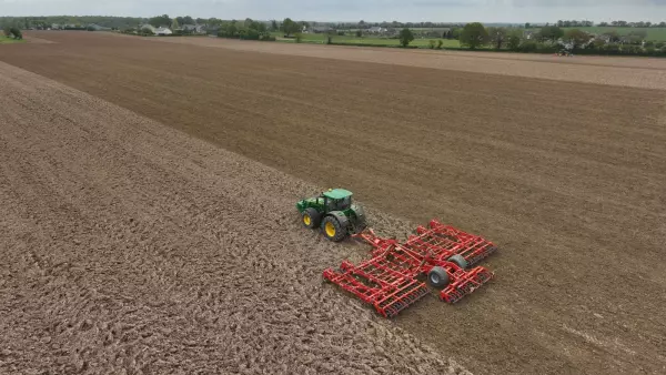 PROLANDER 12000, a multi-functional, high-performance tine cultivator